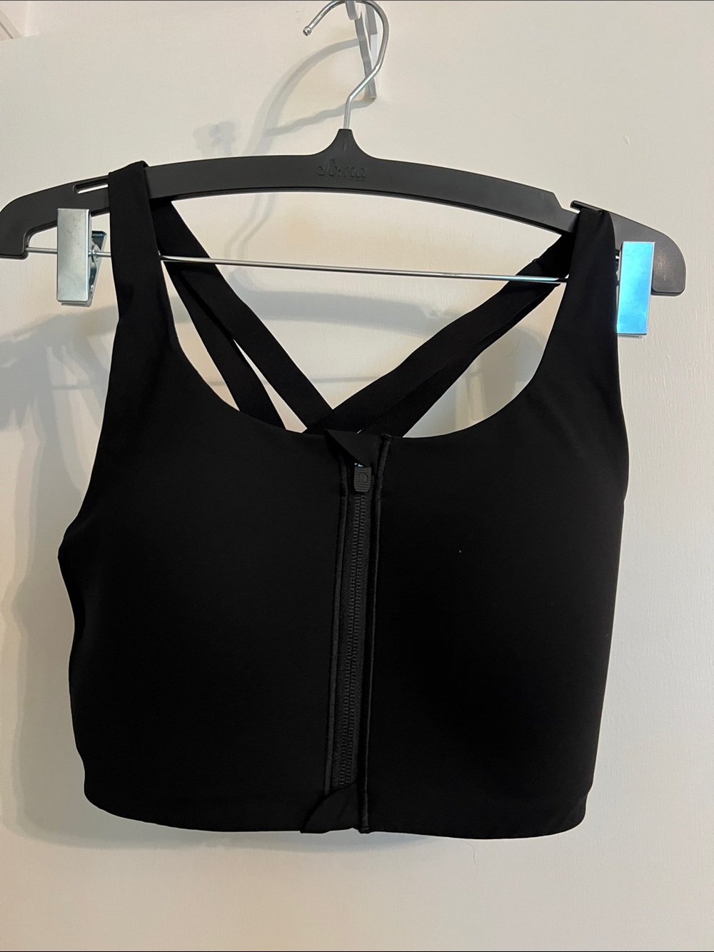 lululemon athletica Black Cross-Back Sports Bra